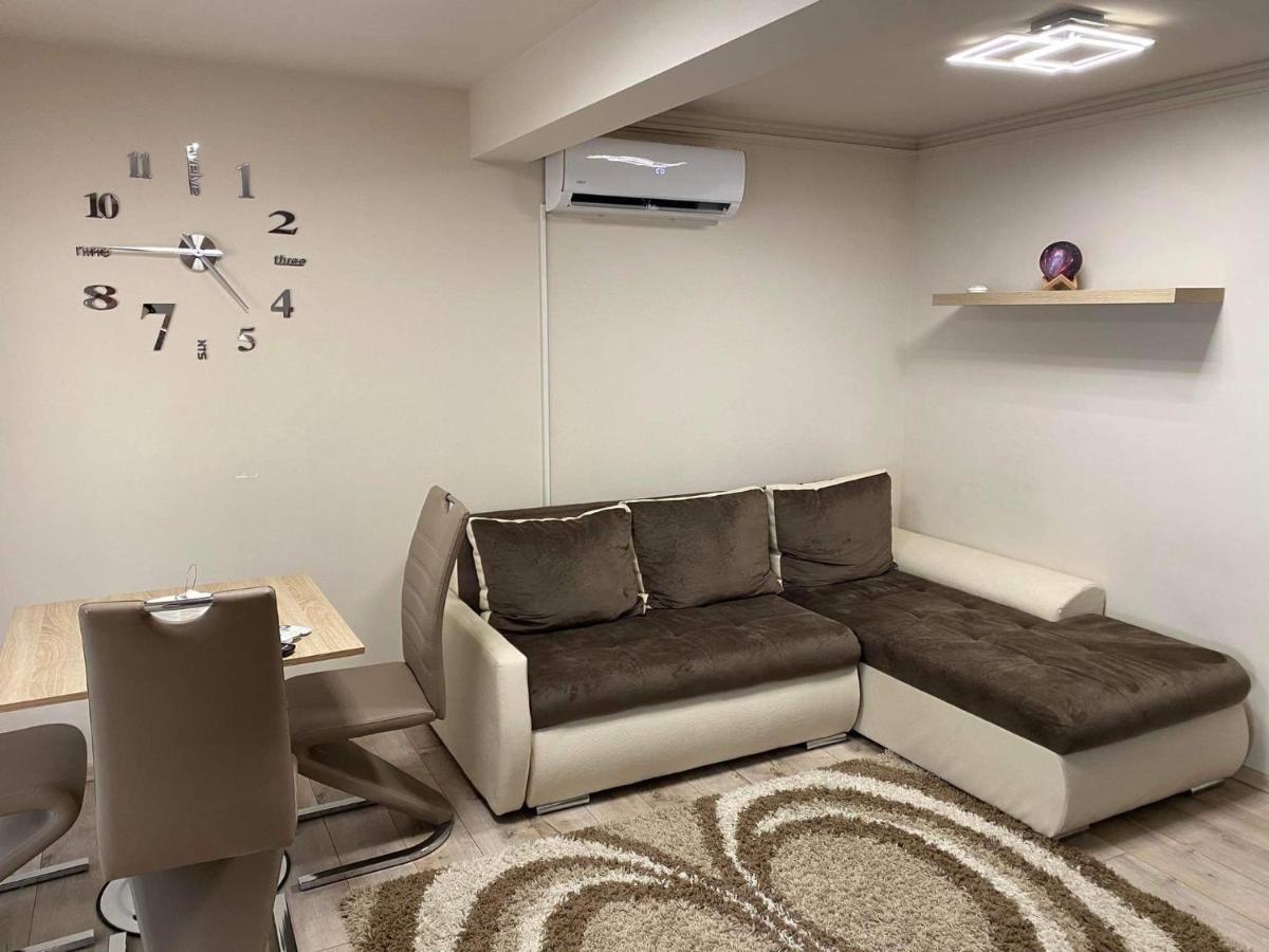 Apartmán Hajnal Apartman Segedín Exteriér fotografie